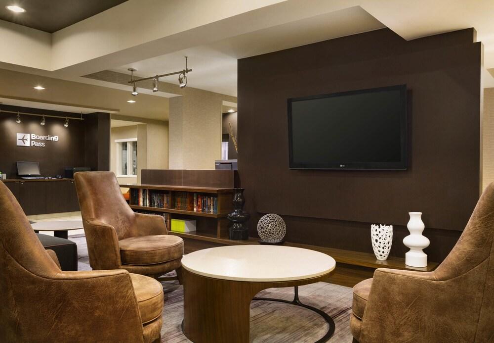 Hotel Courtyard By Marriott Champaign Exterior foto